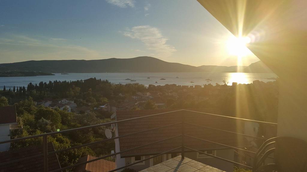 Apartmani Petar Tivat Eksteriør billede