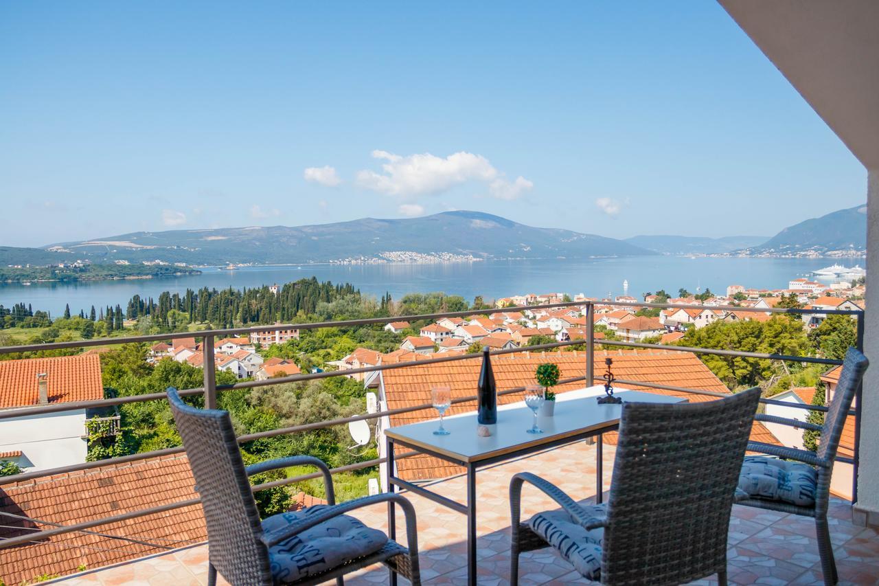 Apartmani Petar Tivat Eksteriør billede